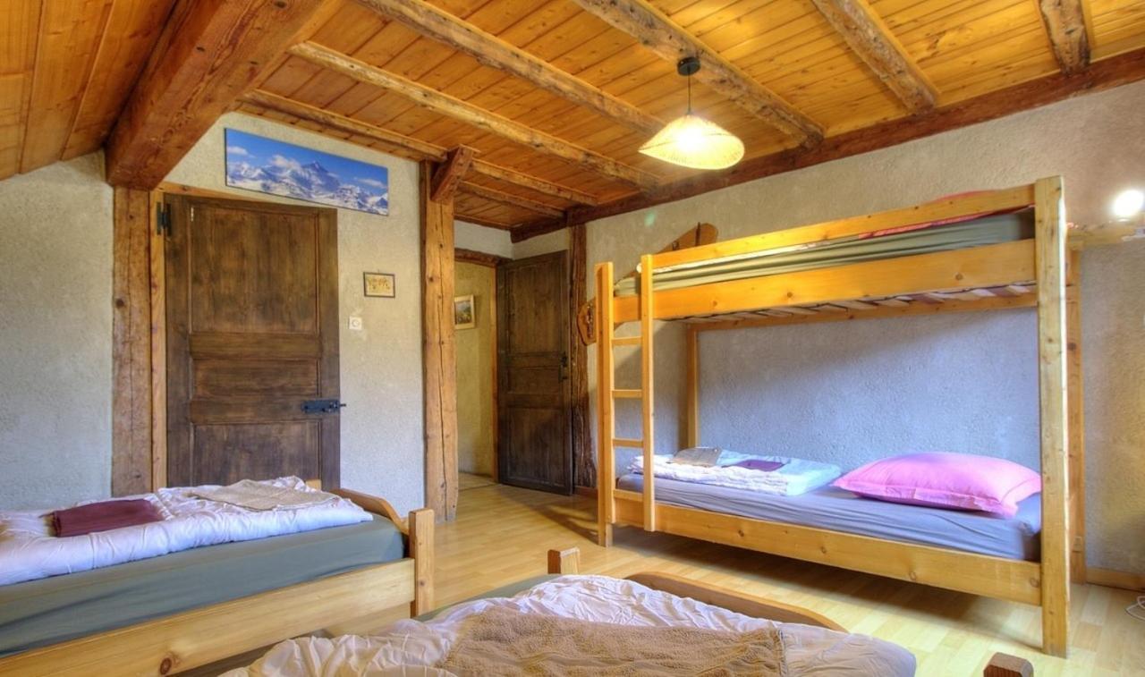 La Grange Des Plans Appartement Le Grand-Abergement Buitenkant foto