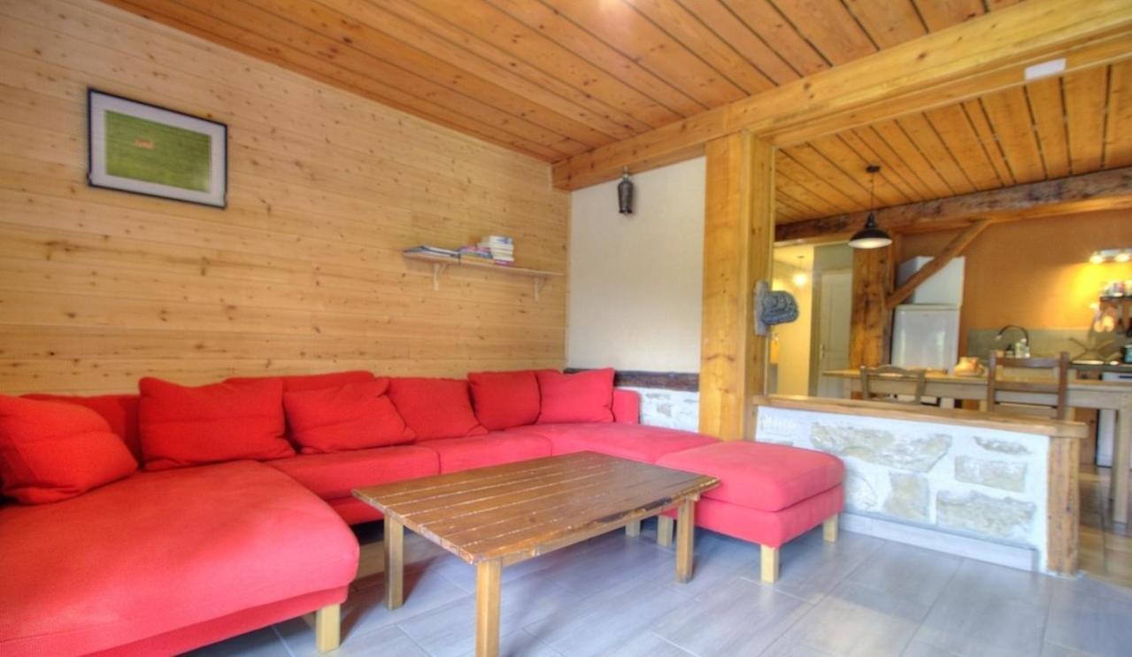 La Grange Des Plans Appartement Le Grand-Abergement Buitenkant foto